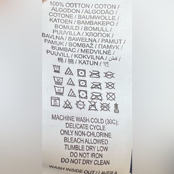 TORONTO Maple Leafs TML Hockey Team 🏒 T-Shirt, Short Sleeved, Youth Large 14/16 - Picture 5 of 5